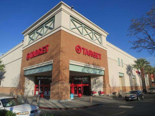 拳打沃爾瑪，腳踢亞馬遜 美國(guó)零售業(yè)黑馬一年默默撈走5400億